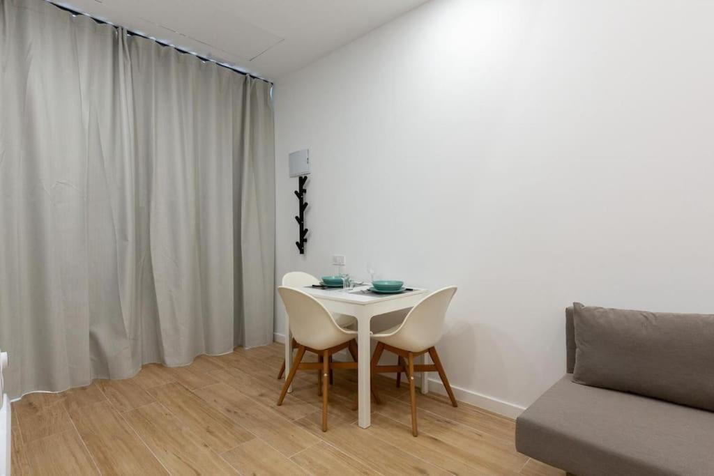 Nuevo Loft En Playa Y Cerca Del Centro, Ac Y Wifi Apartman Valencia Kültér fotó
