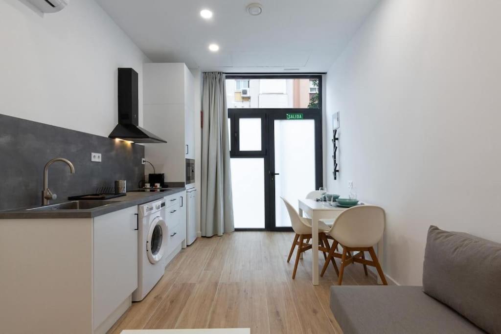 Nuevo Loft En Playa Y Cerca Del Centro, Ac Y Wifi Apartman Valencia Kültér fotó